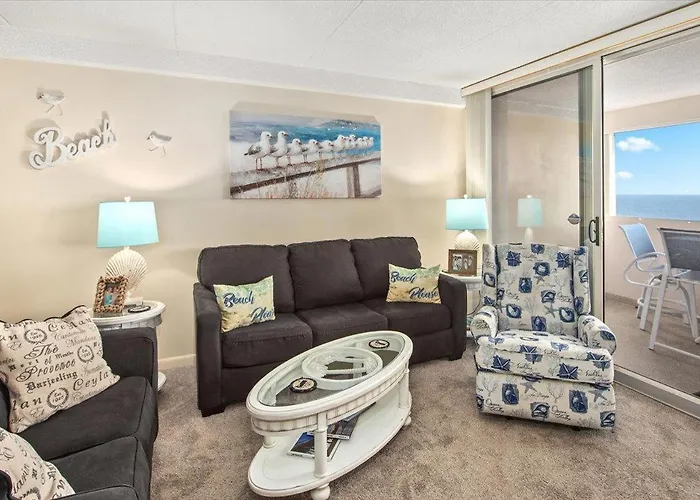 Ferienhaus Beautiful Views From 2 Bedroom Atlantis With Outdoor Pool!